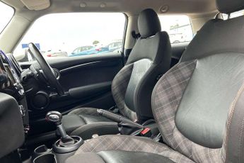 MINI Hatchback 2.0 Cooper S D Seven 3dr Auto