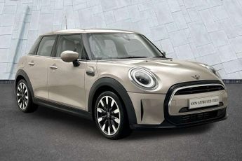 MINI Hatch 1.5 Cooper Exclusive 5dr Auto [Comfort/Nav Pack]