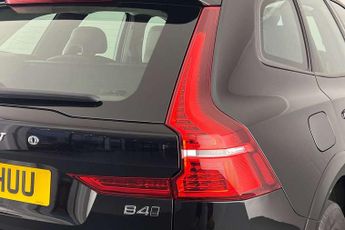 Volvo XC60 2.0 B4D Momentum 5dr AWD Geartronic