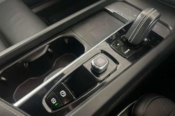 Volvo XC60 2.0 B4D R DESIGN 5dr AWD Geartronic