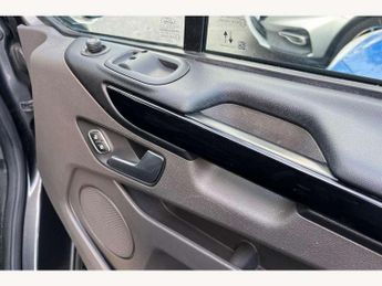 Ford Transit Custom 2.0 EcoBlue 170ps Low Roof Limited Van Auto