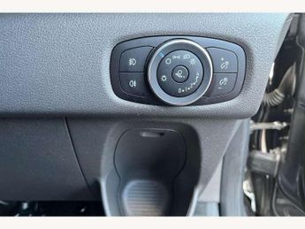 Ford Transit Custom 2.0 EcoBlue 170ps Low Roof Limited Van Auto