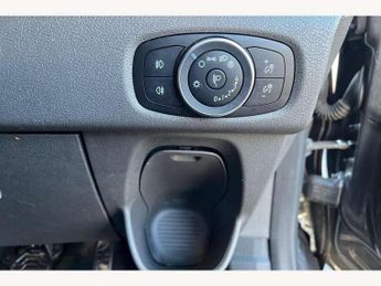 Ford Transit Custom 2.0 EcoBlue 170ps Low Roof Limited Van Auto