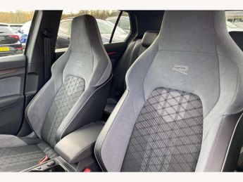 Volkswagen Golf 2.0 TDI 150 R-Line 5dr DSG