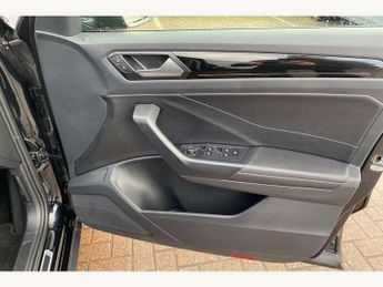 Volkswagen T-Roc 1.5 TSI R-Line 5dr DSG