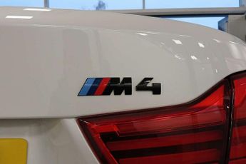 BMW M4 M4 2dr DCT [Competition Pack]