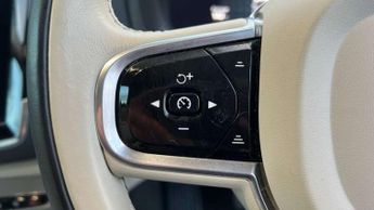 Volvo XC90 2.0 B5D [235] Plus Dark 5dr AWD Geartronic