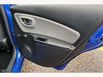 Toyota Yaris 1.5 Hybrid Icon Tech 5dr CVT