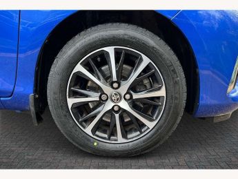 Toyota Yaris 1.5 Hybrid Icon Tech 5dr CVT
