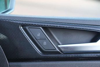 Volkswagen Polo 1.0 TSI Life 5dr DSG