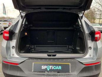 Vauxhall Grandland X 1.2 Turbo SRi Nav 5dr Auto