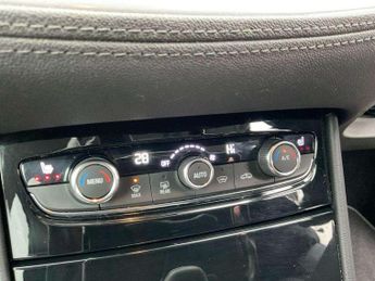 Vauxhall Grandland X 1.2 Turbo SRi Nav 5dr Auto