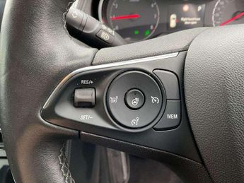 Vauxhall Grandland X 1.2 Turbo SRi Nav 5dr Auto