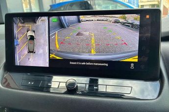 Nissan Qashqai 1.3 DiG-T MH 158 N-Connecta 5dr Xtronic