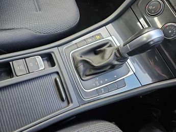 Volkswagen Golf 1.5 TSI EVO SE [Nav] 5dr DSG
