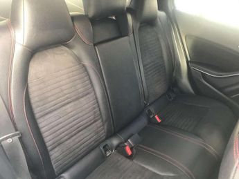 Mercedes-Benz GLA GLA 220d 4Matic AMG Line 5dr Auto