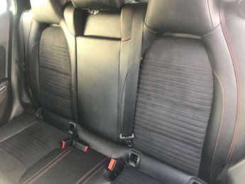 Mercedes-Benz GLA GLA 220d 4Matic AMG Line 5dr Auto