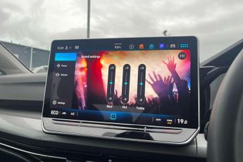 Volkswagen Golf 1.5 TSI 204 Style eHybrid 5dr DSG