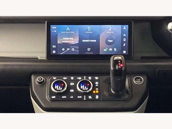 Land Rover Defender 3.0 D300 X-Dynamic HSE 110 5dr Auto