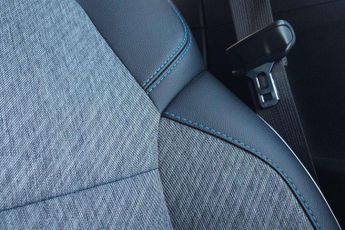 Renault Captur 1.6 E-TECH PHEV 160 Launch Edition 5dr Auto