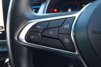 Renault Captur 1.6 E-TECH PHEV 160 Launch Edition 5dr Auto