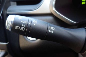 Renault Captur 1.6 E-TECH PHEV 160 Launch Edition 5dr Auto