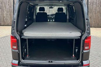 Volkswagen Transporter 2.0 BiTDI 204 Highline Kombi Van DSG