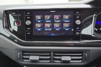 Volkswagen Polo 1.0 TSI Life 5dr DSG