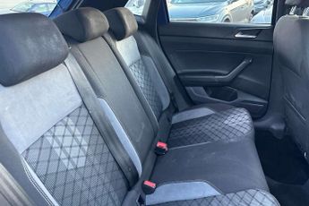 Volkswagen Polo 1.0 TSI R-Line 5dr DSG