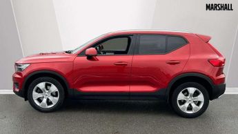 Volvo XC40 2.0 B4P Momentum 5dr Auto