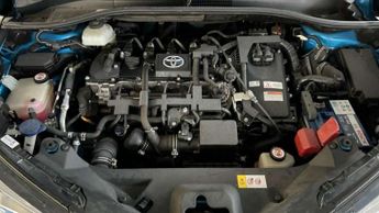 Toyota C-HR 1.8 Hybrid Design 5dr CVT