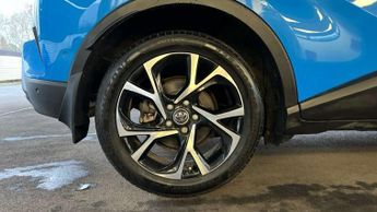 Toyota C-HR 1.8 Hybrid Design 5dr CVT