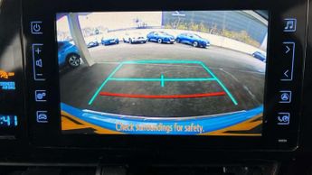 Toyota C-HR 1.8 Hybrid Design 5dr CVT