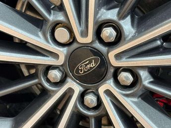 Ford Focus 1.5 EcoBlue ST-Line Vignale 5dr Auto