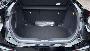 Toyota C-HR 2.0 Hybrid Premiere Edition 5dr CVT