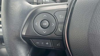 Toyota Corolla 1.8 VVT-i Hybrid Icon 5dr CVT