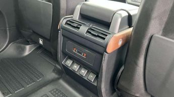 Land Rover Defender 3.0 P400 X 110 5dr Auto