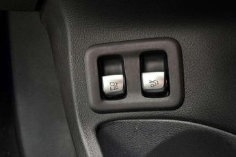 Mercedes-Benz C-Class Estate C300e AMG Line Night Ed Premium Plus 5dr 9G-Tronic