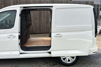 Volkswagen Caddy Maxi 2.0 TDI 122PS Commerce Plus Van DSG [Tech Pack]