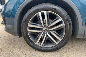 Volkswagen Tiguan 2.0 TDI Elegance 5dr DSG