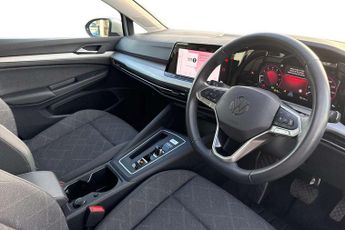 Volkswagen Golf 1.5 eTSI 150 Life 5dr DSG