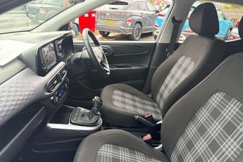 Hyundai i10 1.2 [79] Premium 5dr Auto [Nav]
