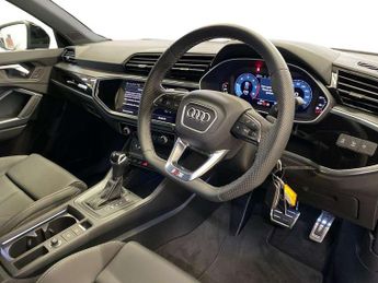 Audi Q3 35 TDI Black Edition 5dr S Tronic [20" Alloy]