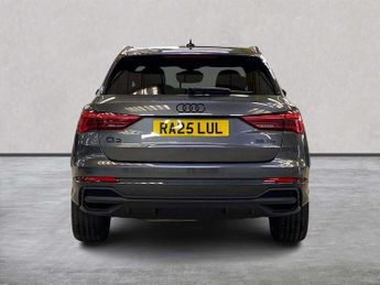 Audi Q3 35 TDI Black Edition 5dr S Tronic [20" Alloy]