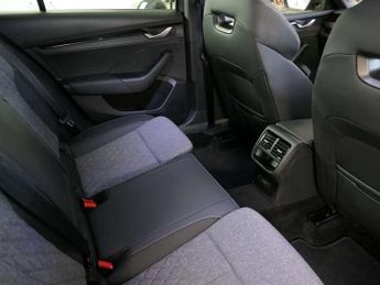 Skoda Octavia Estate 1.5 TSI 150 e-TEC Sportline 5dr DSG