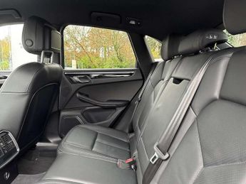 Porsche Macan S 5dr PDK
