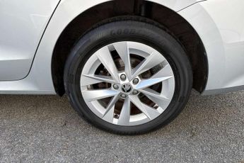 Skoda Octavia Estate 1.4 TSI iV SE Technology DSG 5dr