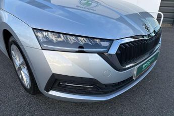 Skoda Octavia Estate 1.4 TSI iV SE Technology DSG 5dr