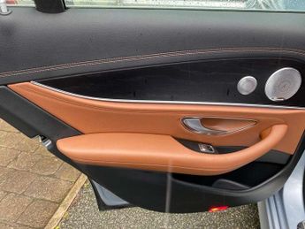 Mercedes-Benz E-Class E220d AMG Line Premium Plus 4dr 9G-Tronic