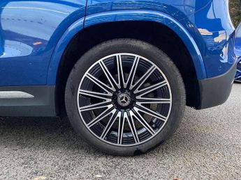 Mercedes-Benz GLA GLA 220d 4Matic AMG Line Premium Plus 5dr Auto